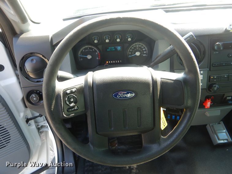 image for item GM9196 2012 Ford F550  bucket truck