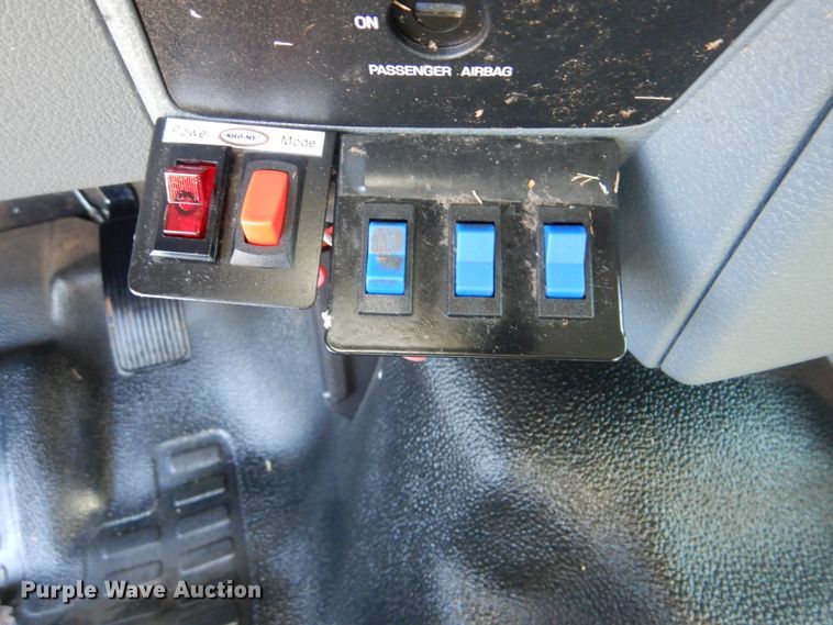 image for item GM9196 2012 Ford F550  bucket truck