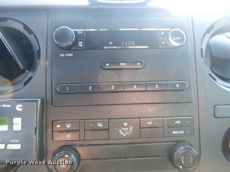 image for item GM9196 2012 Ford F550  bucket truck