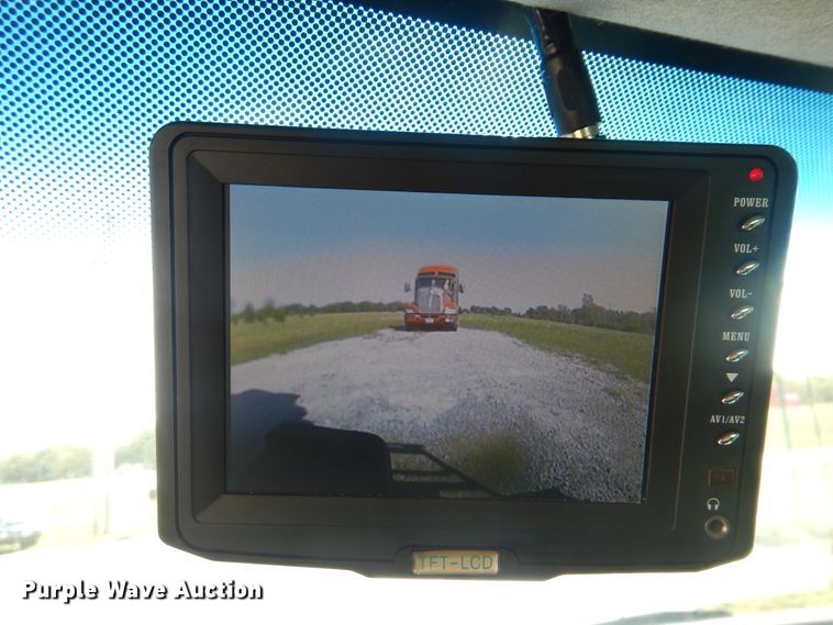 image for item GM9196 2012 Ford F550  bucket truck