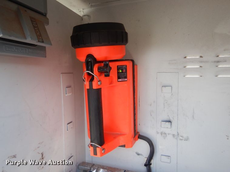 image for item GM9196 2012 Ford F550  bucket truck