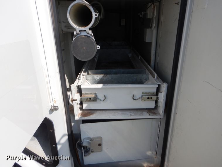 image for item GM9196 2012 Ford F550  bucket truck