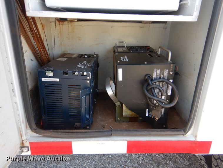 image for item GM9196 2012 Ford F550  bucket truck