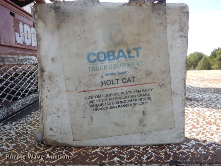 image for item GM9201 2008 Peterbilt 365  crane truck