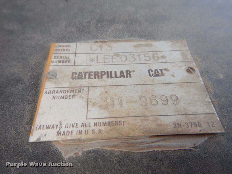 image for item GM9201 2008 Peterbilt 365  crane truck