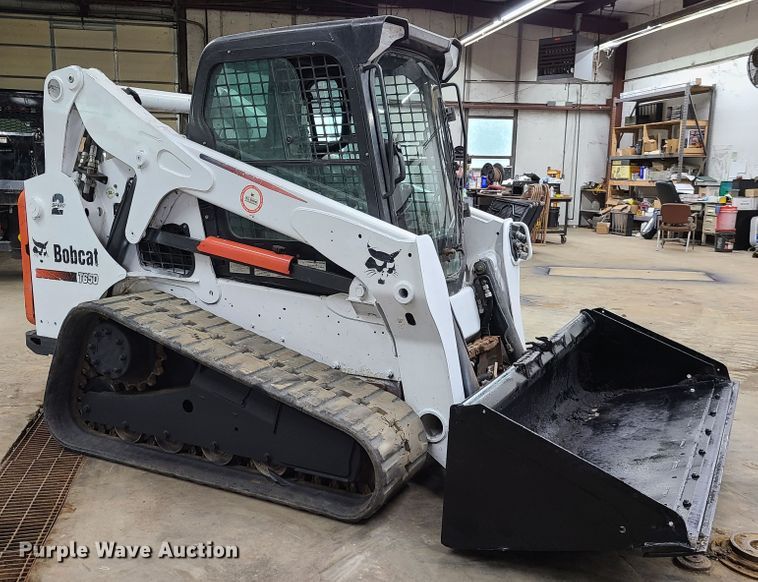 image for item GO9334 2014 Bobcat T650  tracked skid steer loader