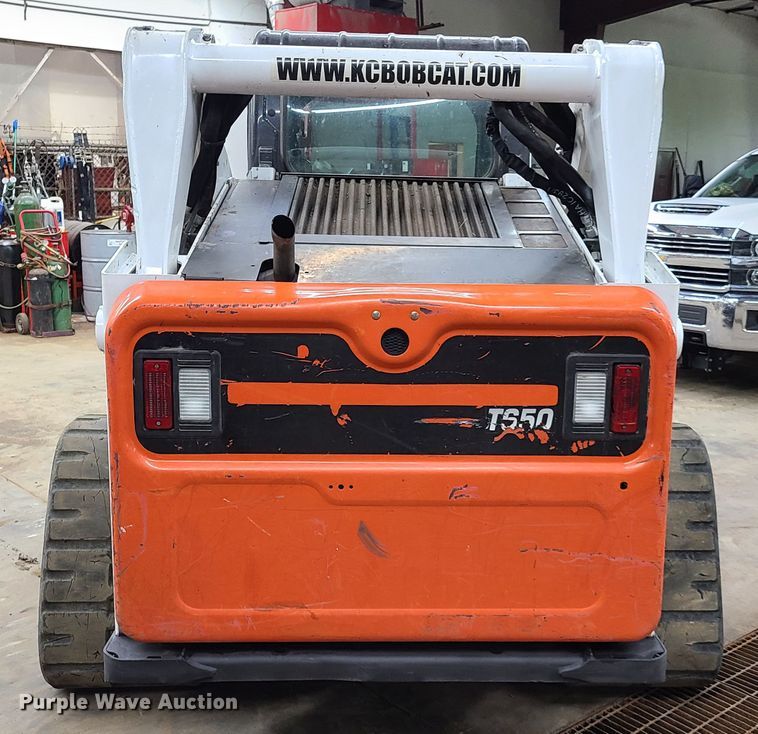 image for item GO9334 2014 Bobcat T650  tracked skid steer loader