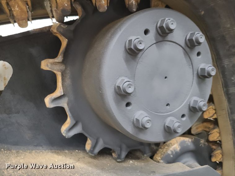 image for item GO9334 2014 Bobcat T650  tracked skid steer loader