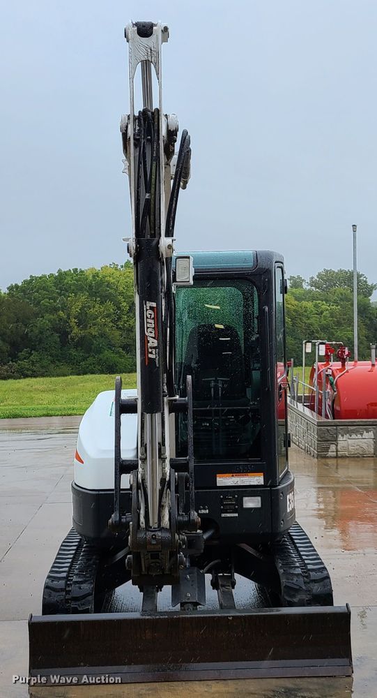 image for item GO9335 2017 Bobcat E35i  mini excavator