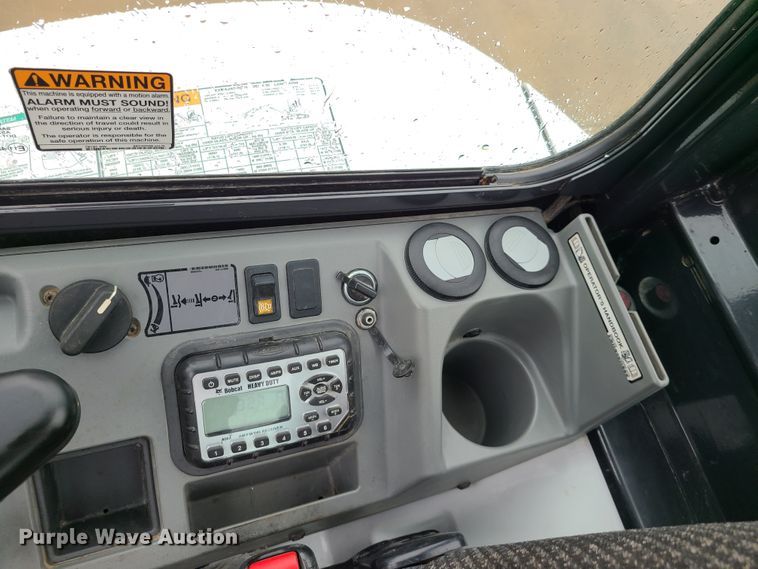 image for item GO9335 2017 Bobcat E35i  mini excavator