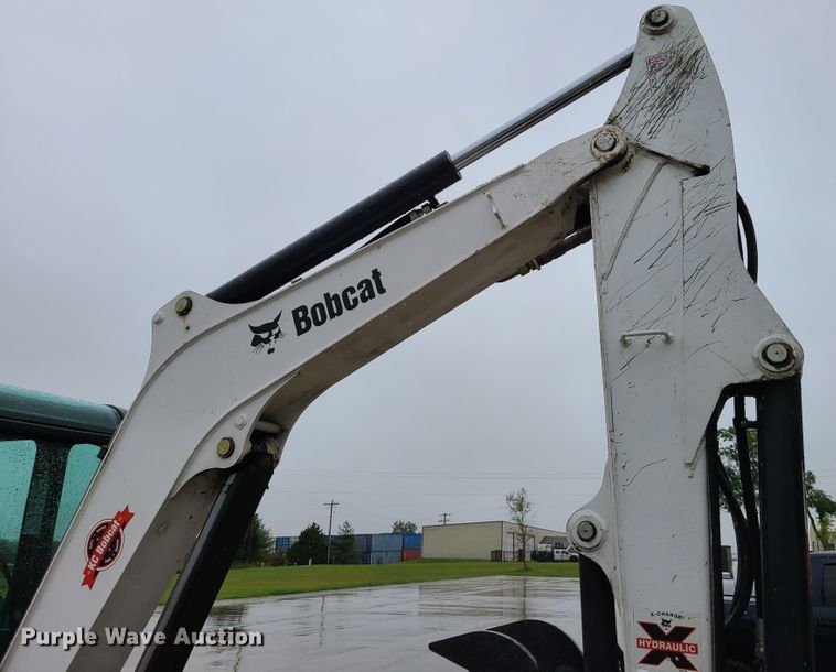 image for item GO9335 2017 Bobcat E35i  mini excavator