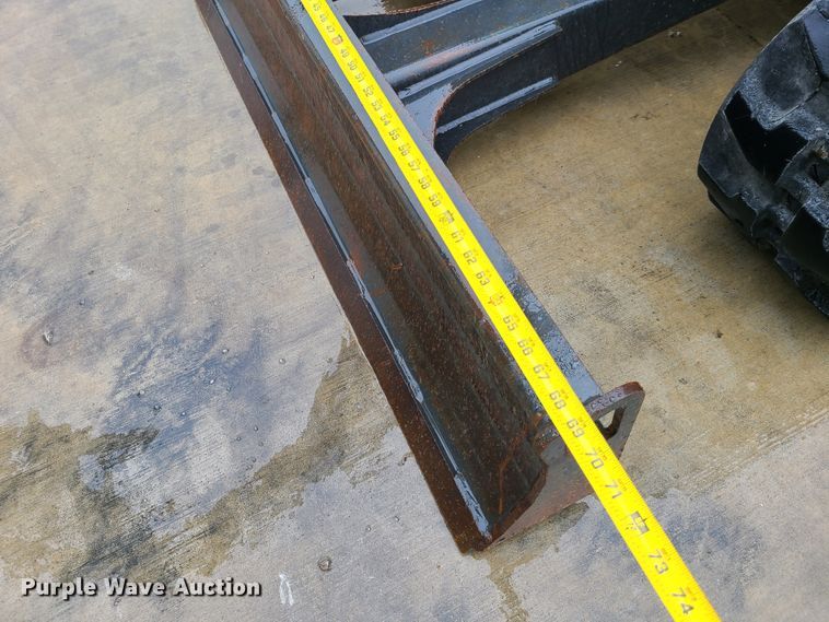 image for item GO9335 2017 Bobcat E35i  mini excavator