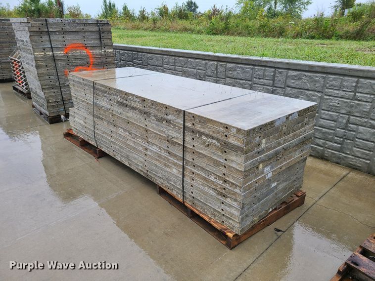 image for item GO9350 (10) pallets of aluminum concrete forms
