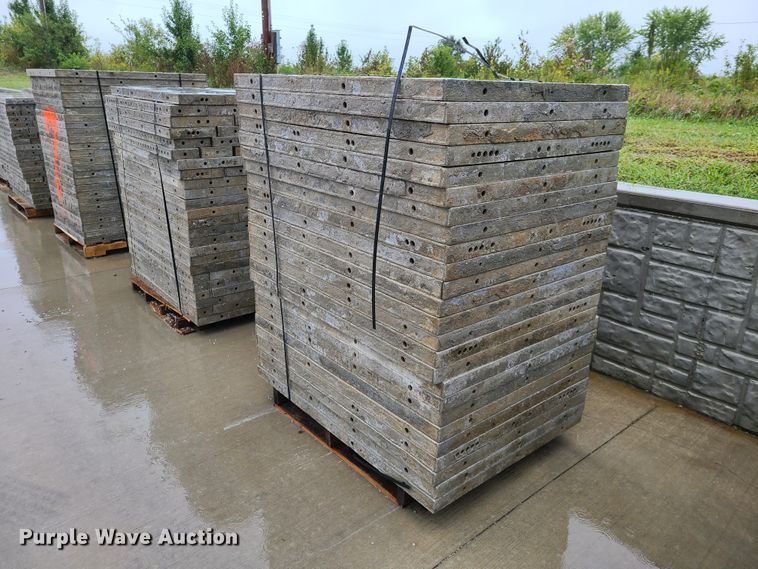 image for item GO9350 (10) pallets of aluminum concrete forms