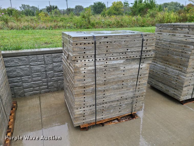 image for item GO9350 (10) pallets of aluminum concrete forms