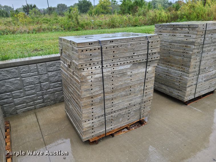 image for item GO9350 (10) pallets of aluminum concrete forms