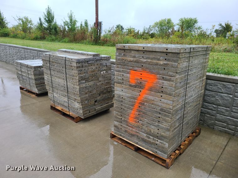 image for item GO9350 (10) pallets of aluminum concrete forms
