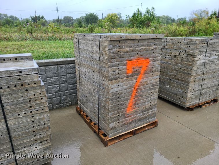 image for item GO9350 (10) pallets of aluminum concrete forms
