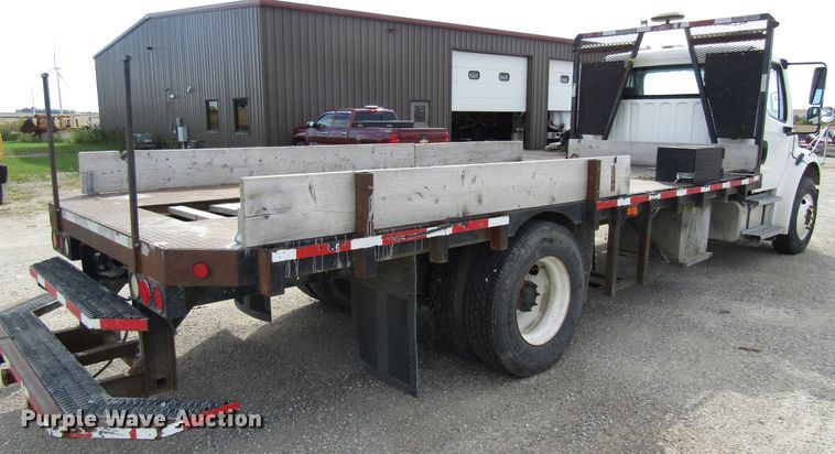 image for item GQ9167 2008 Freightliner M2 106  flatbed truck