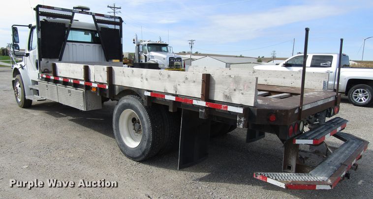 image for item GQ9167 2008 Freightliner M2 106  flatbed truck