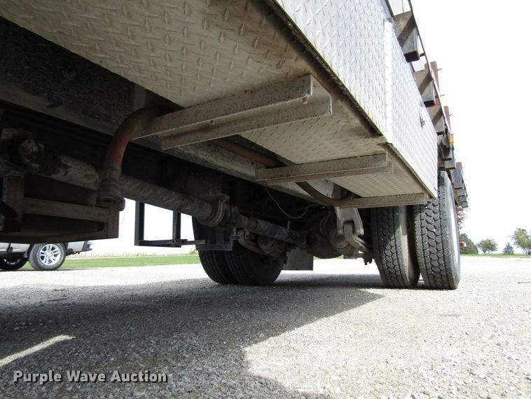 image for item GQ9167 2008 Freightliner M2 106  flatbed truck