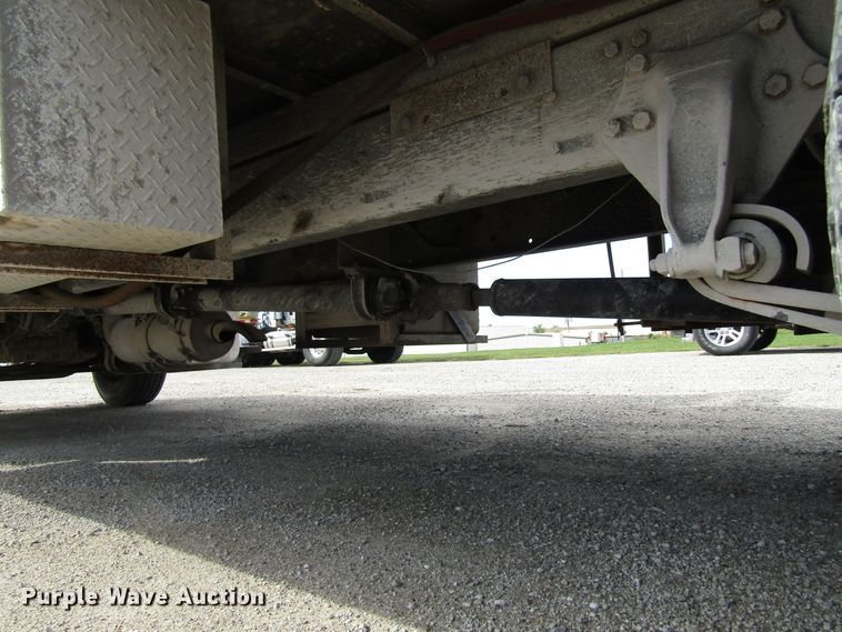 image for item GQ9167 2008 Freightliner M2 106  flatbed truck