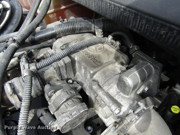 image for item GQ9167 2008 Freightliner M2 106  flatbed truck