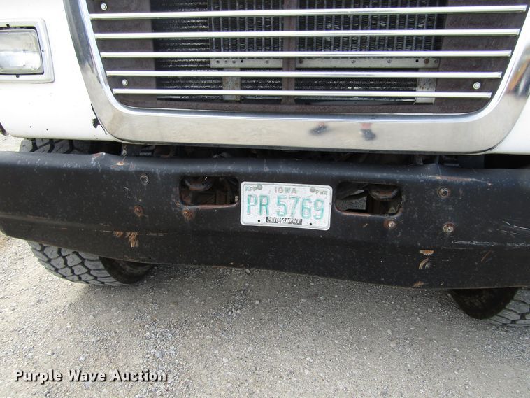 image for item GQ9168 1992 Ford L8000   dump truck