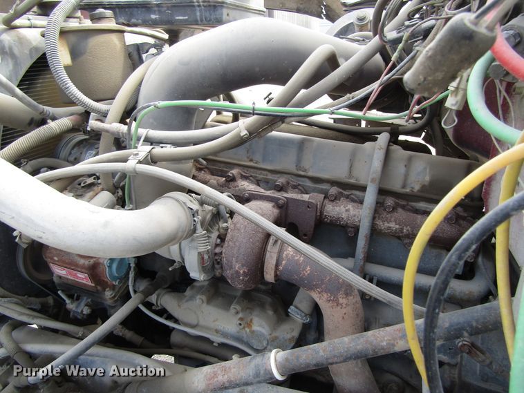 image for item GQ9168 1992 Ford L8000   dump truck