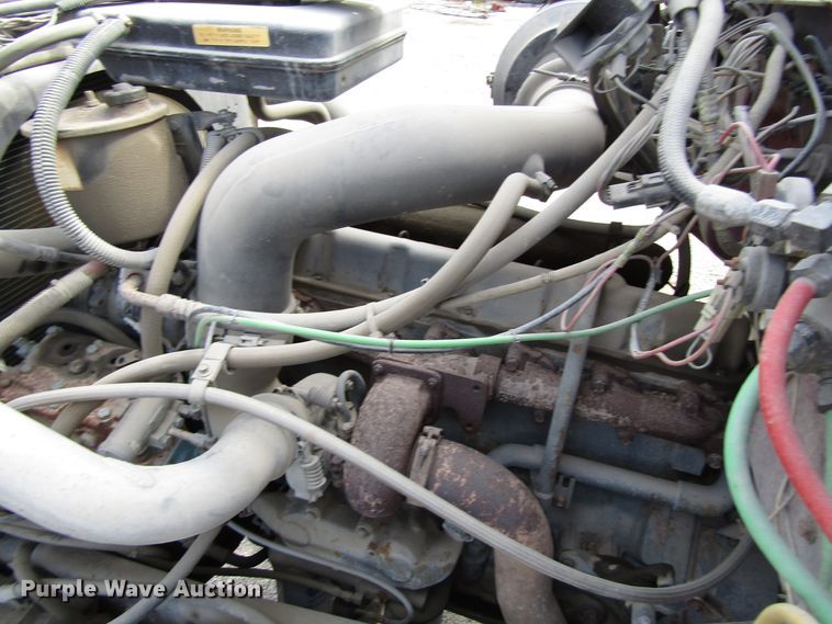 image for item GQ9168 1992 Ford L8000   dump truck