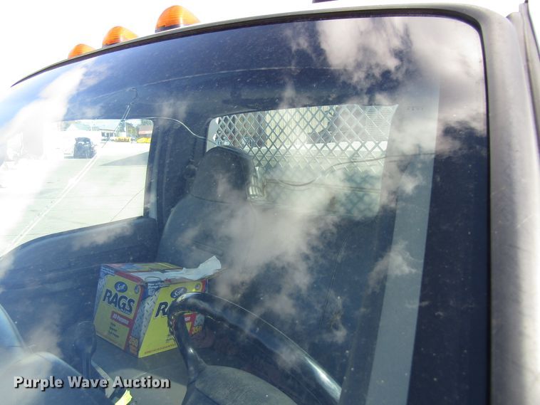 image for item GQ9170 2006 Ford F550 Super Duty  service truck