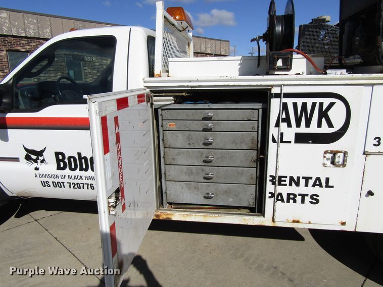 image for item GQ9170 2006 Ford F550 Super Duty  service truck