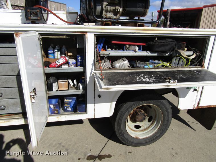 image for item GQ9170 2006 Ford F550 Super Duty  service truck