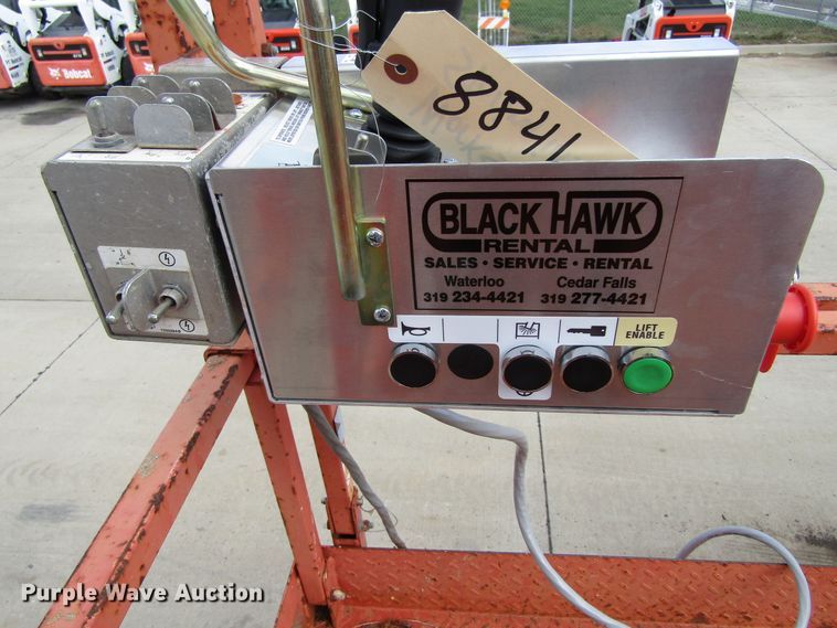 image for item GQ9171 2007 Skyjack SJ8841  scissor lift