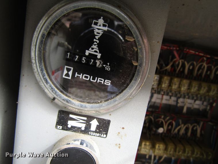 image for item GQ9171 2007 Skyjack SJ8841  scissor lift