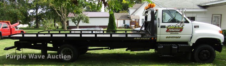 image for item GQ9178 2002 GMC C6500  rollback