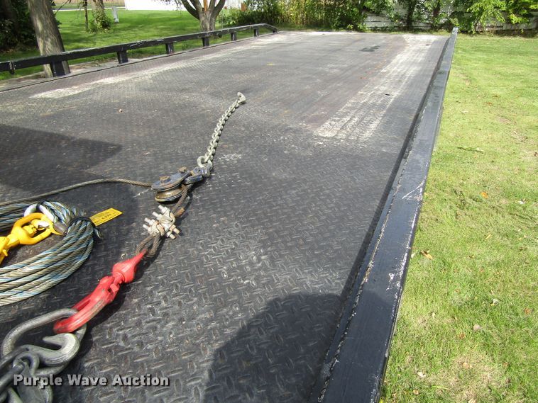 image for item GQ9178 2002 GMC C6500  rollback