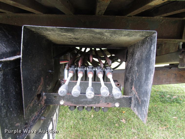 image for item GQ9178 2002 GMC C6500  rollback