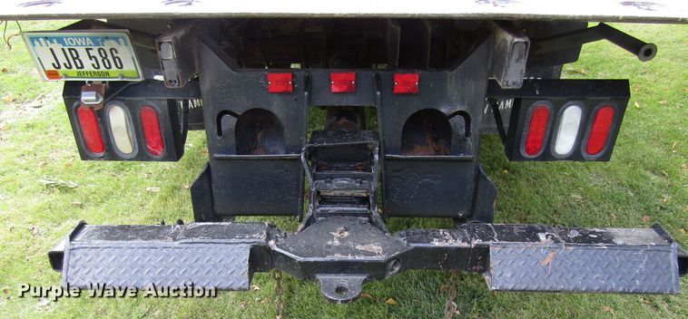 image for item GQ9178 2002 GMC C6500  rollback