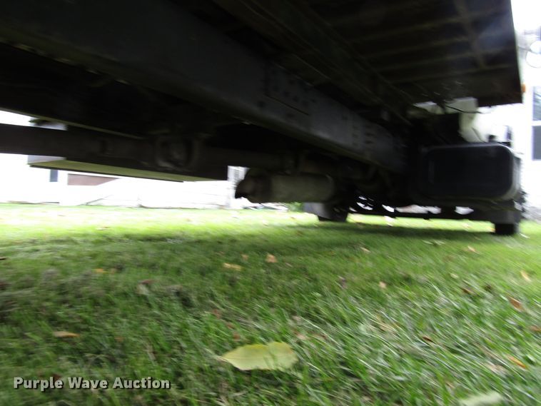 image for item GQ9178 2002 GMC C6500  rollback