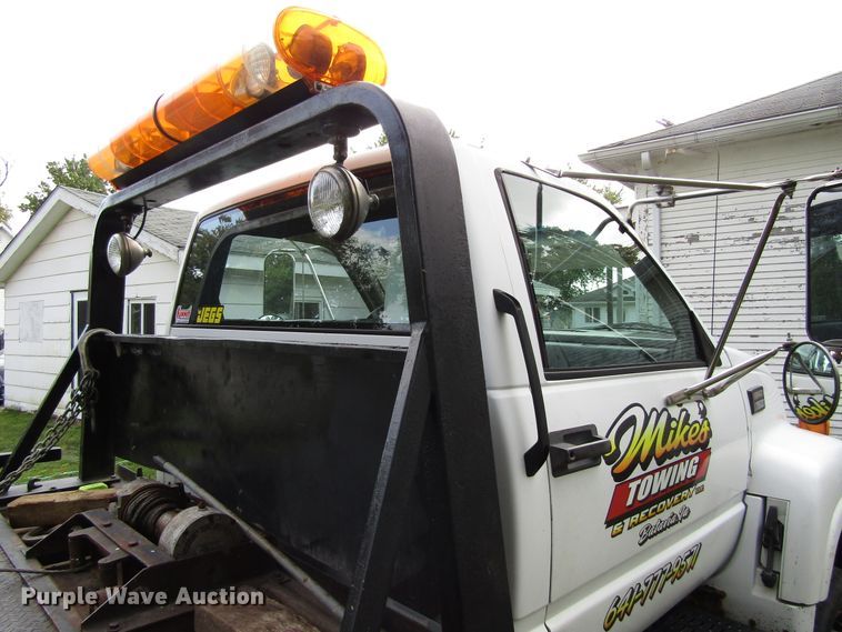 image for item GQ9178 2002 GMC C6500  rollback