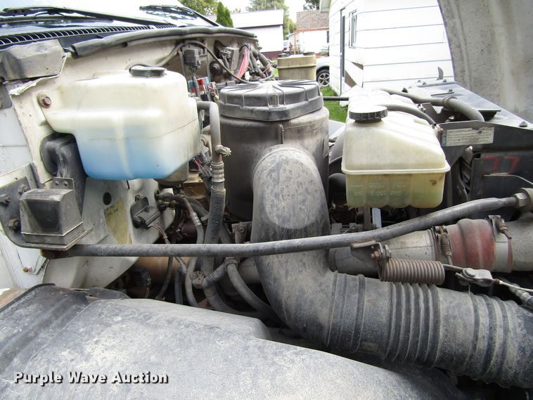 image for item GQ9178 2002 GMC C6500  rollback