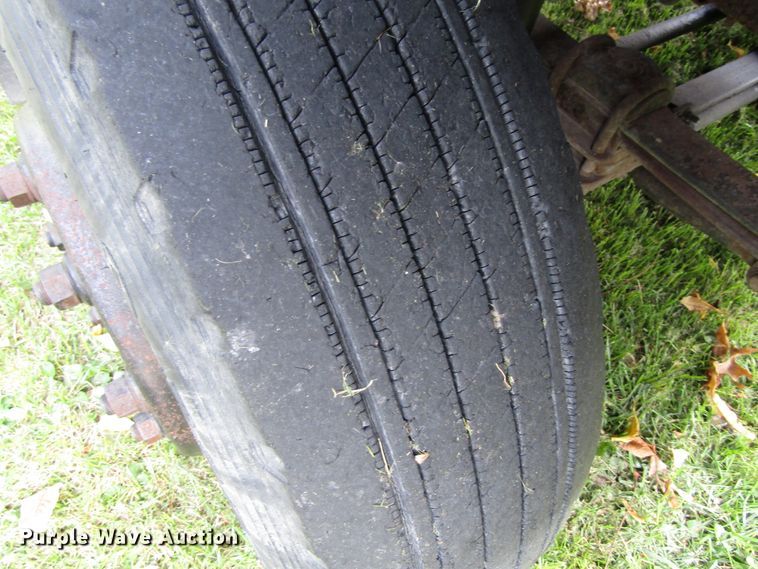 image for item GQ9178 2002 GMC C6500  rollback