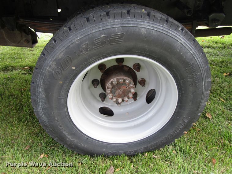 image for item GQ9178 2002 GMC C6500  rollback