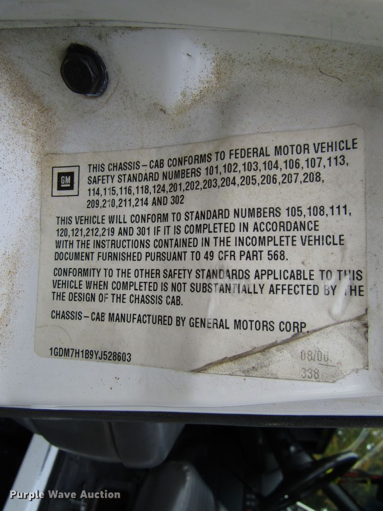 image for item GQ9178 2002 GMC C6500  rollback