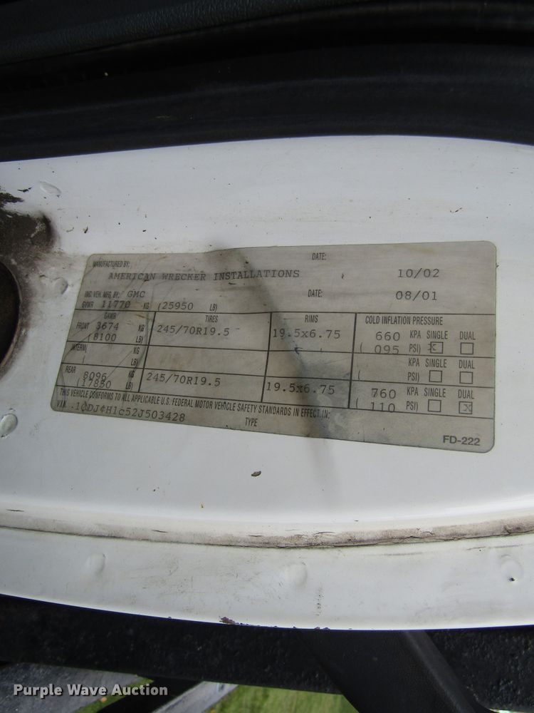 image for item GQ9178 2002 GMC C6500  rollback