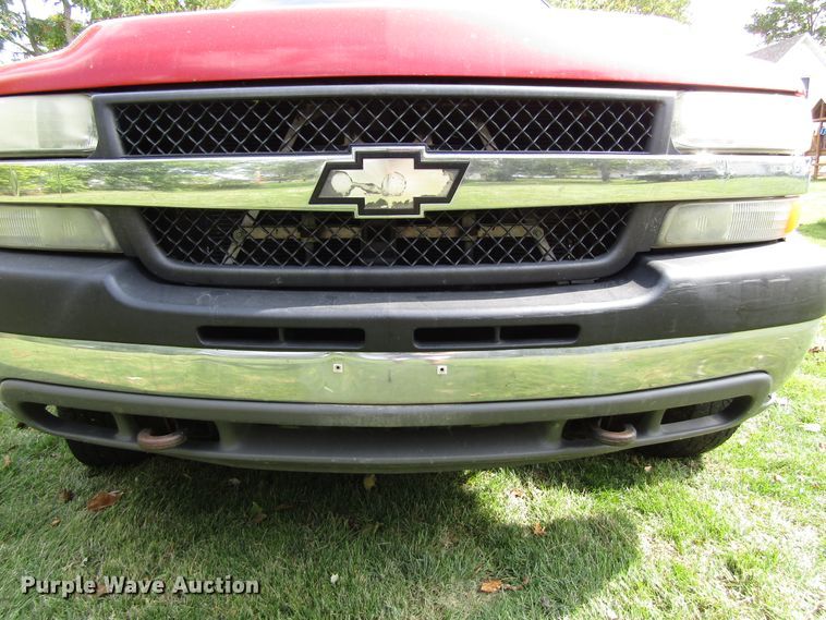 image for item GQ9179 2001 Chevrolet Silverado 3500  tow truck