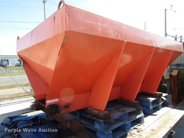 image for item GQ9184 Spreader