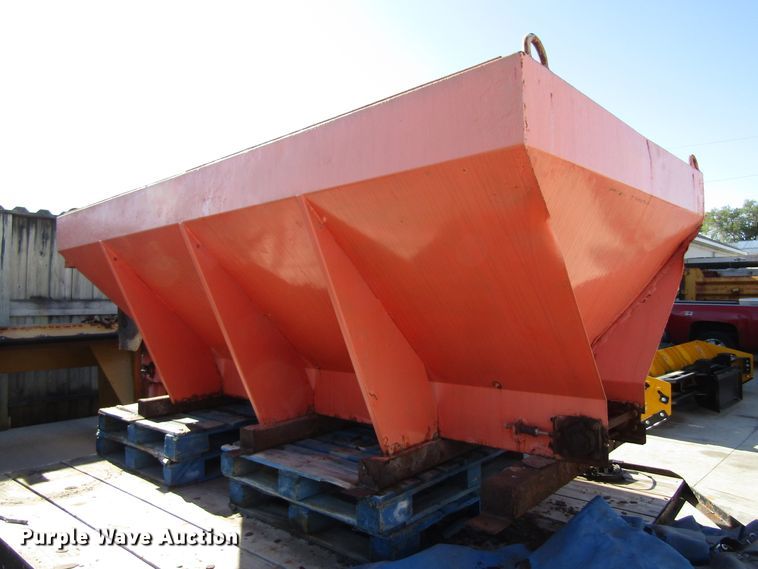 image for item GQ9184 Spreader