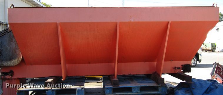 image for item GQ9184 Spreader